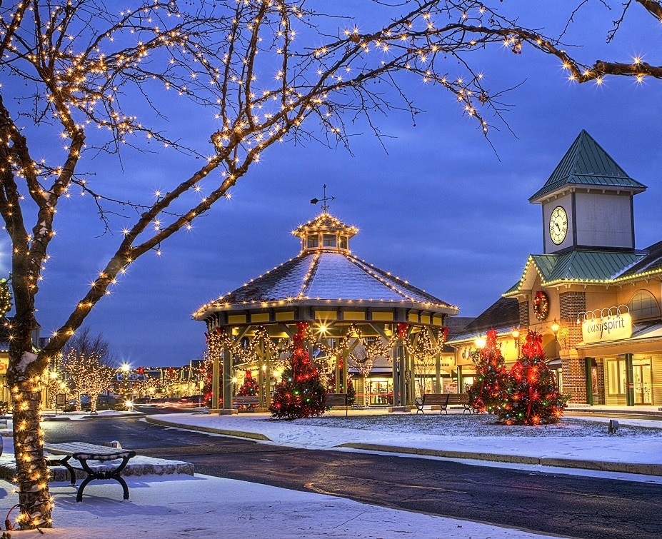 Find Spectacular Shopping & Festive Holiday Fun at The Outlet Shoppes
